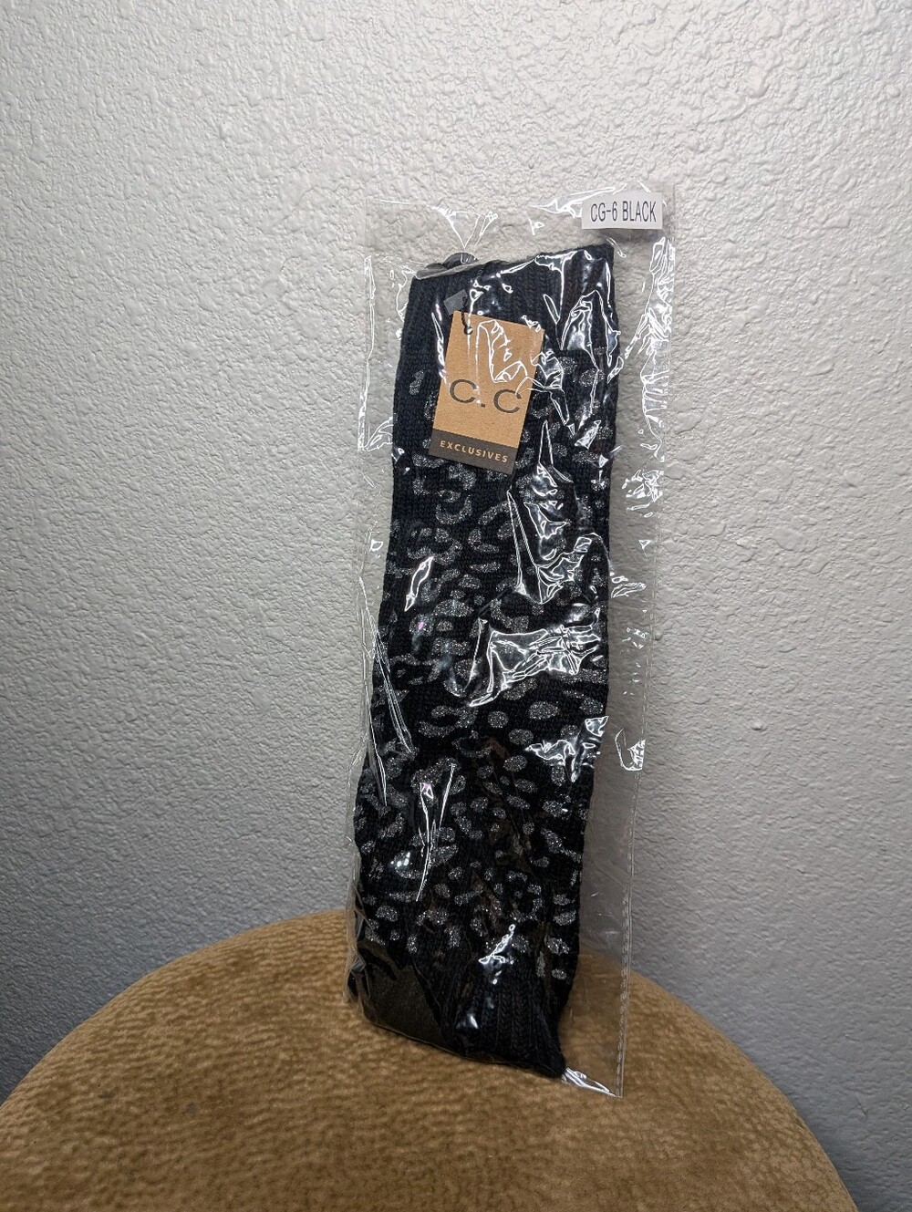 New C.C Exclusives Women Black Sparkle Ribbed Leopard Print Leg Warmers One Size